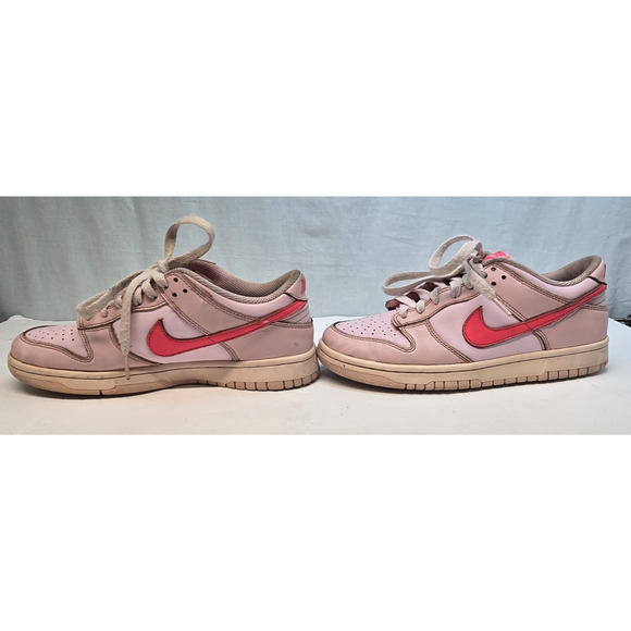 Nike Dunk Low GS "Triple Pink" Colorway Size 5.5Y/7W Authentic DH9765-600 - Picture 4 of 9